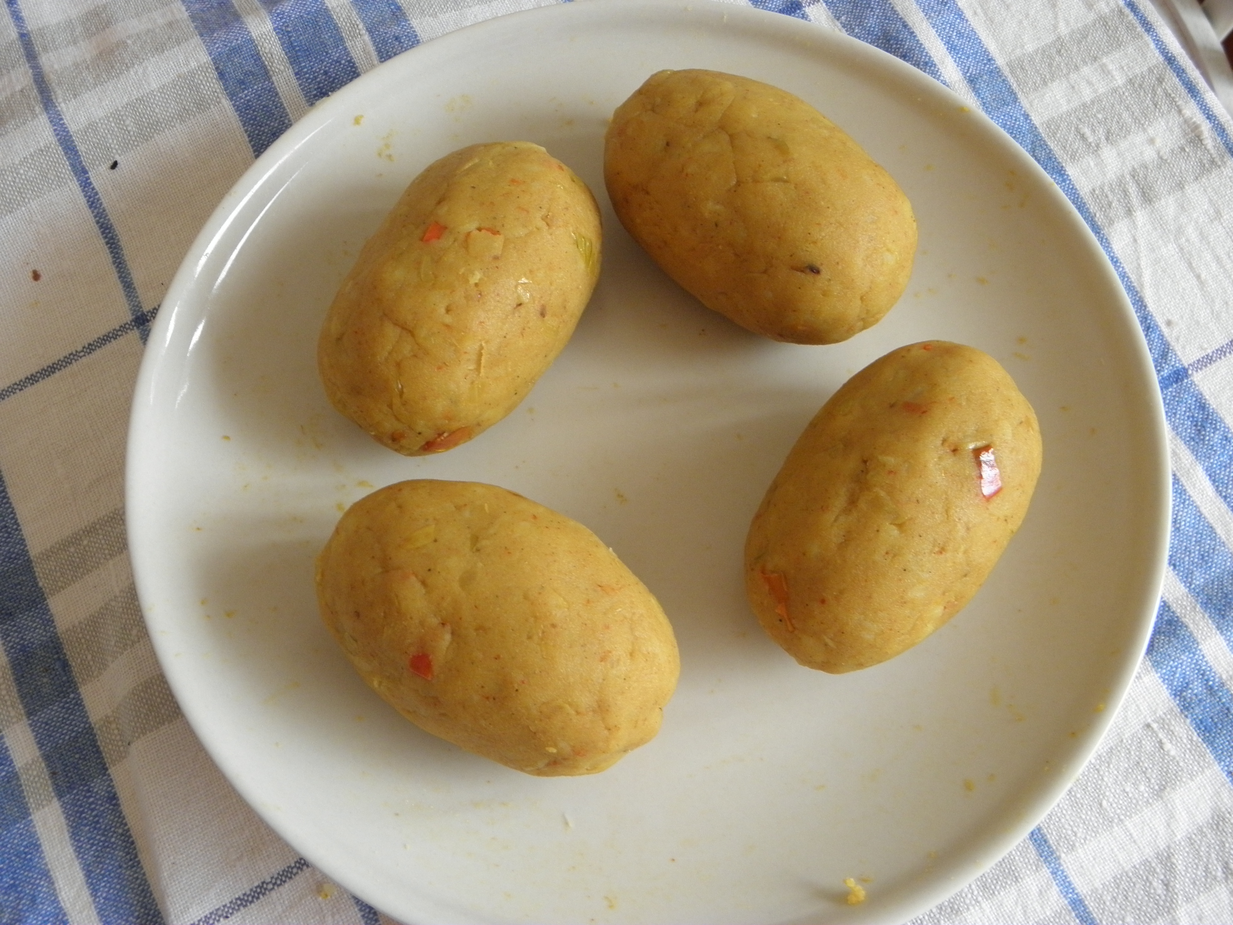 Egg stuffed potato balls